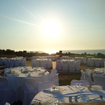 Elafonisos Mare Hotel ภายนอก รูปภาพ