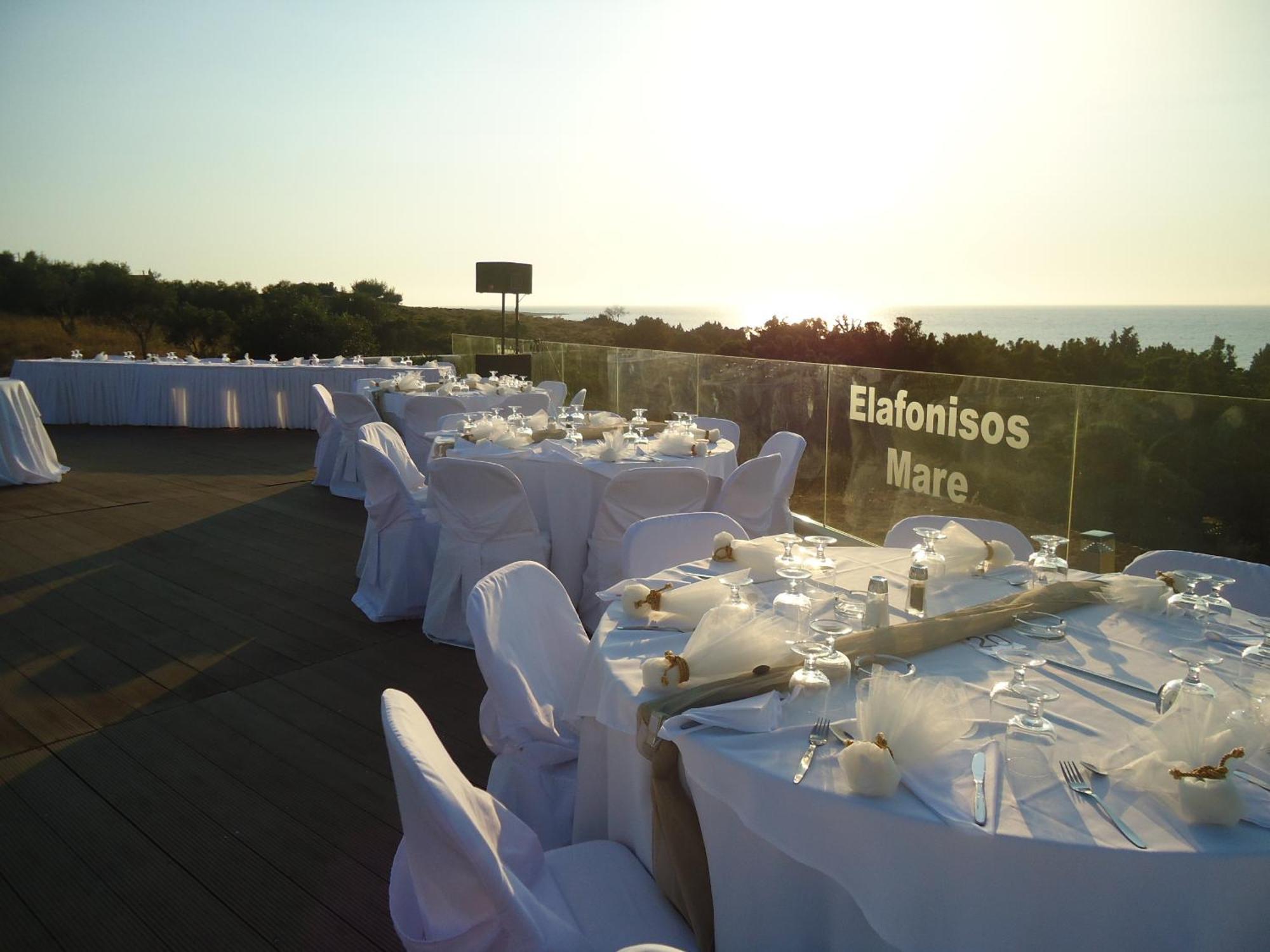 Elafonisos Mare Hotel ภายนอก รูปภาพ