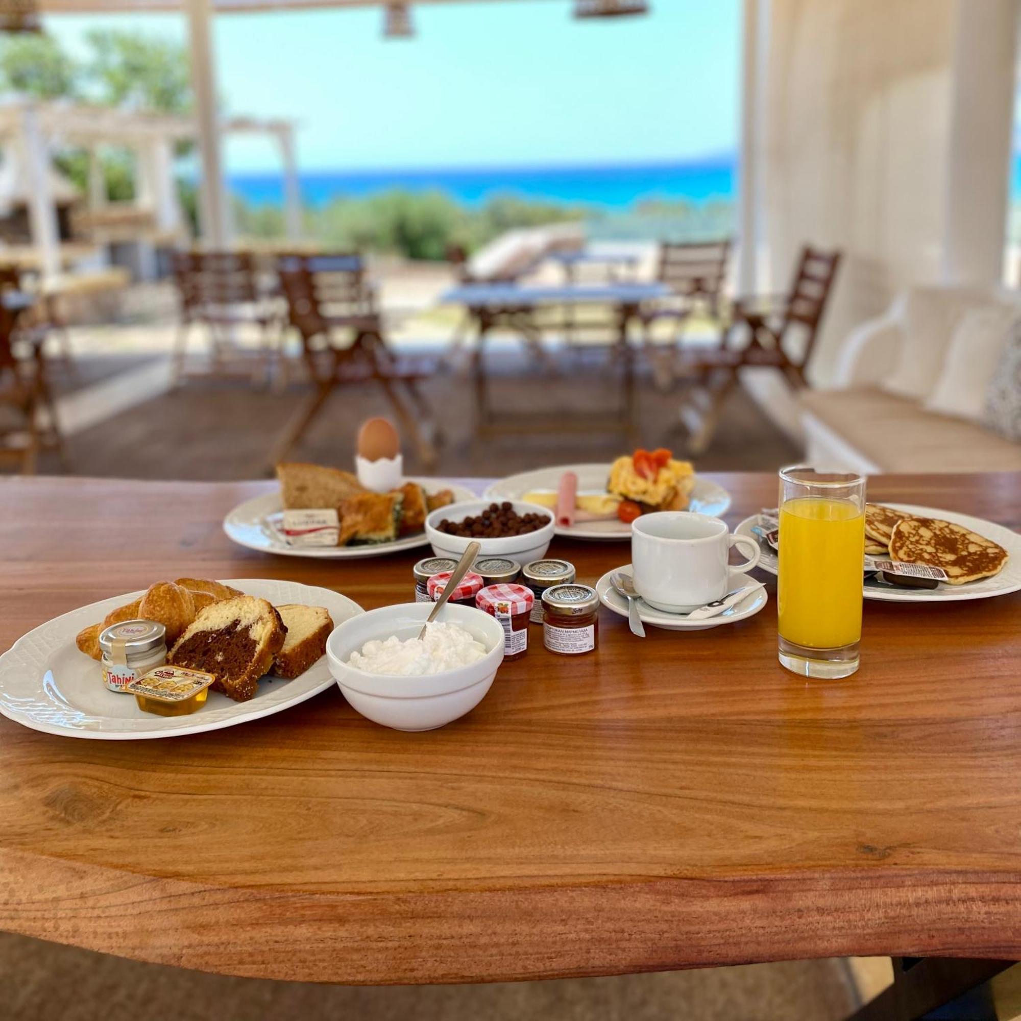 Elafonisos Mare Hotel ภายนอก รูปภาพ